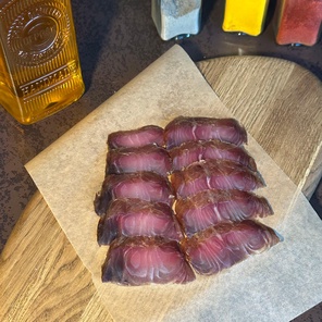 Сом клариевый копчёные ломтики 100 г